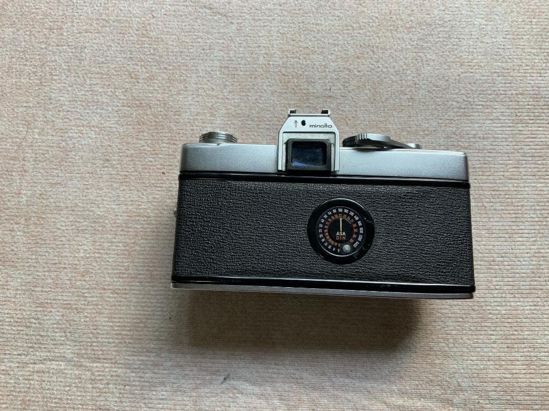 Minolta SR-7 一眼レフカメラとカメラケース