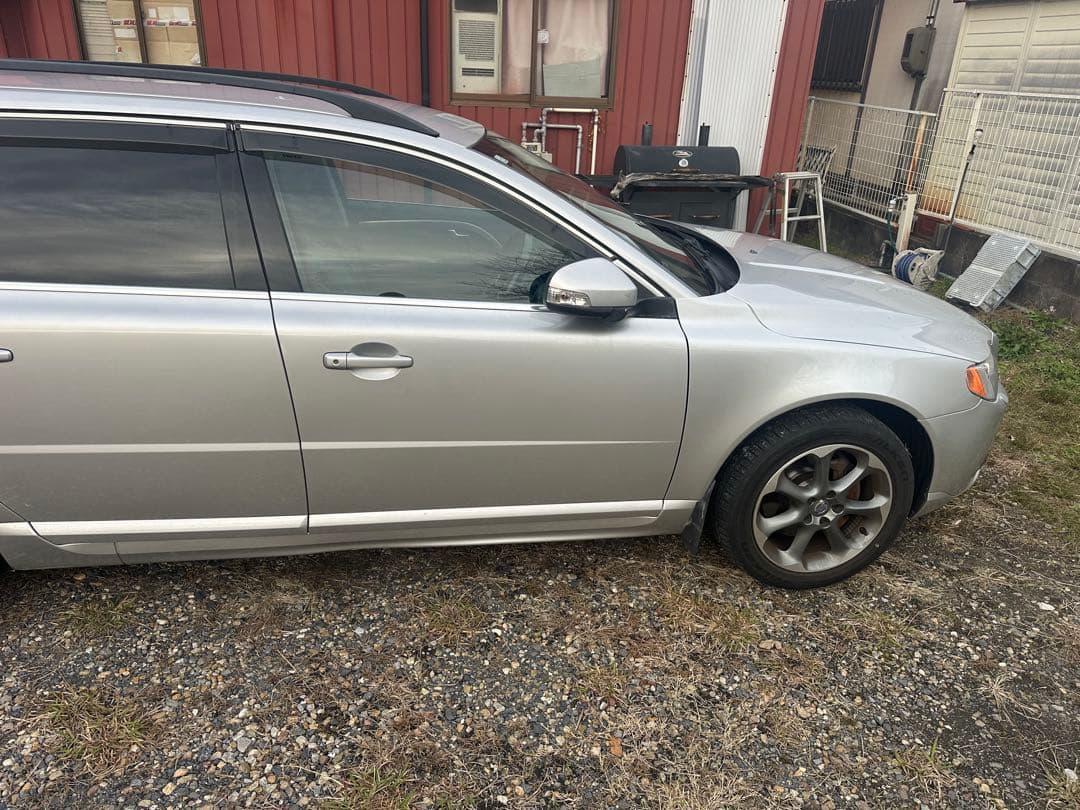フ*ノ様 2010年式　ボルボ　V70 2.5LT