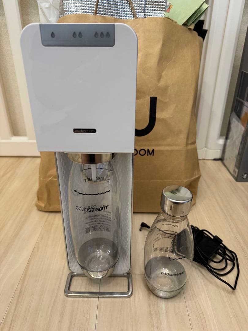 美品ソーダストリーム SOURCE Power ホワイト