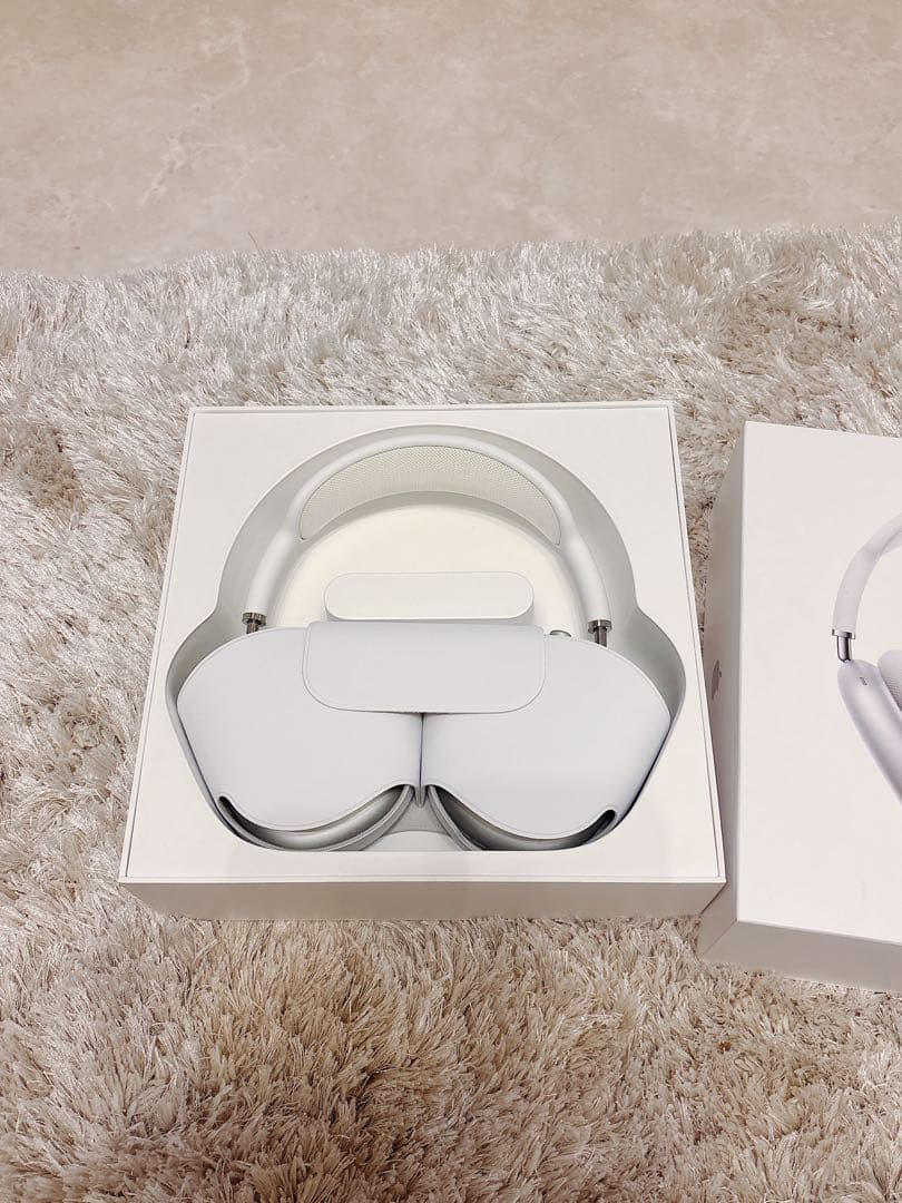 AirPods MAX シルバー