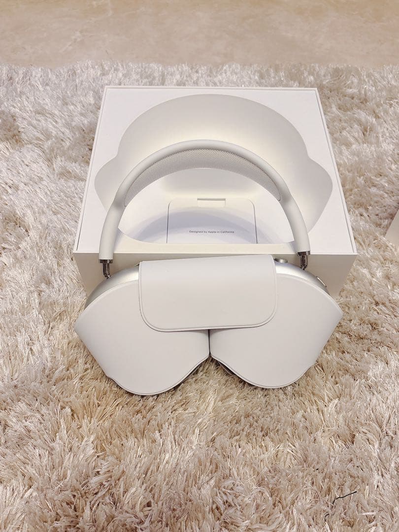 AirPods MAX シルバー