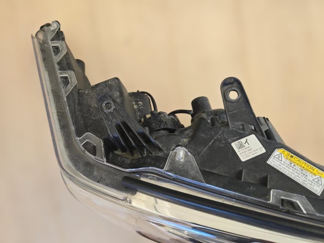 30アルファード フロントバンパー ヘッドライトセット ブラック