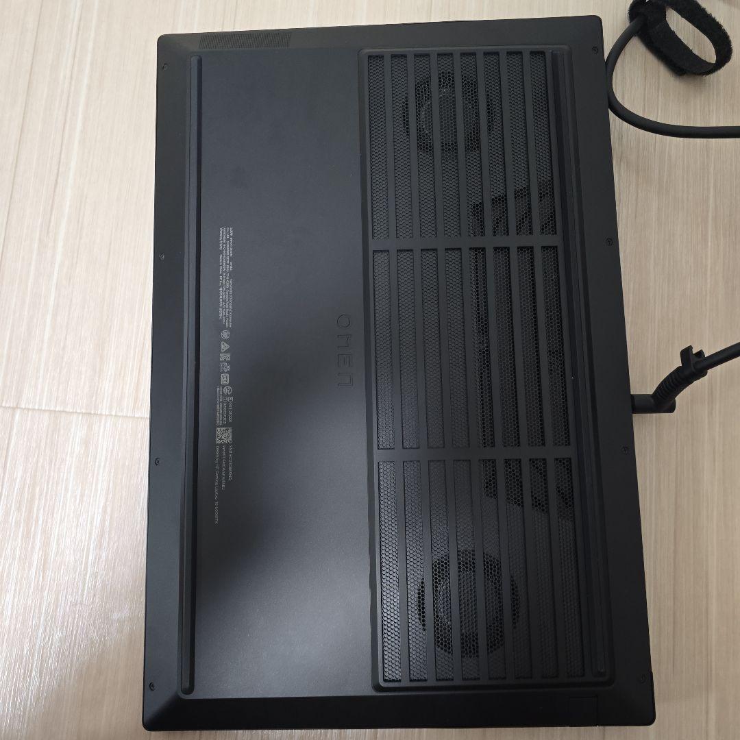OMEN by HP Gaming Laptop 16-k0061TX 本体
