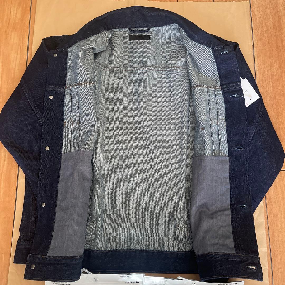 未使用品　ユニクロ　トラッカージャケットとトリップスターTシャツ白黒のセット売り