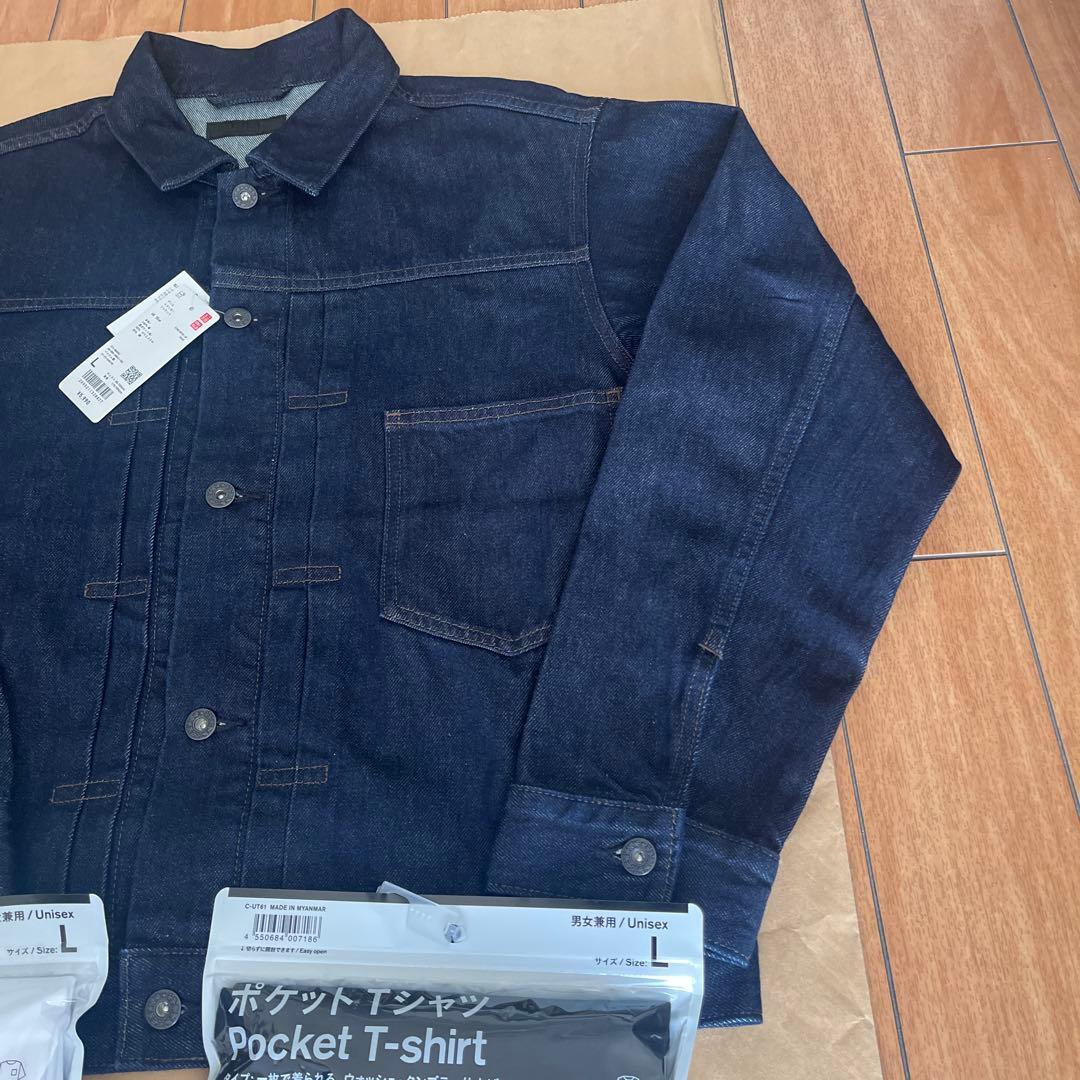 未使用品　ユニクロ　トラッカージャケットとトリップスターTシャツ白黒のセット売り