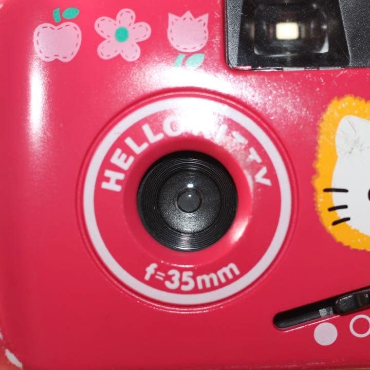 ハローキティ　フィルムカメラ