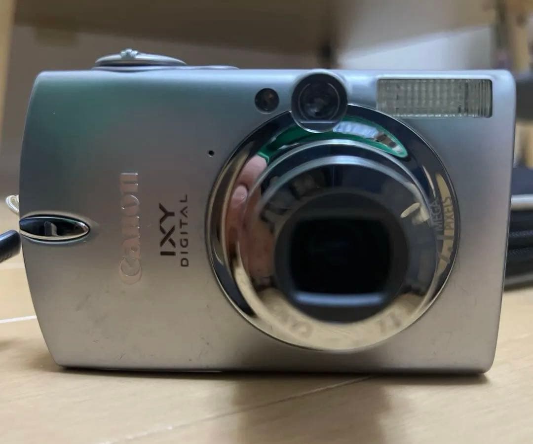 Canon IXY 600 デジタルカメラ シルバー