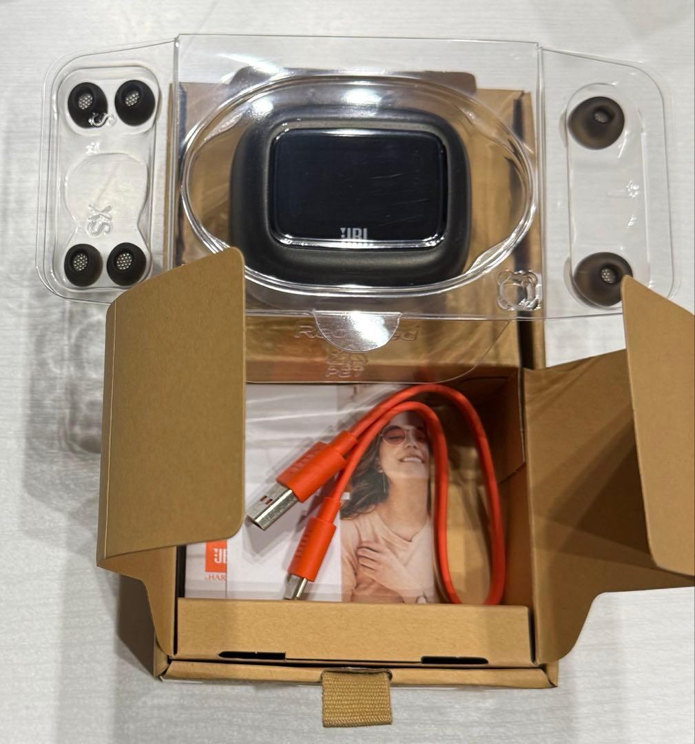 JBL LIVE BEAM 3 ブラック