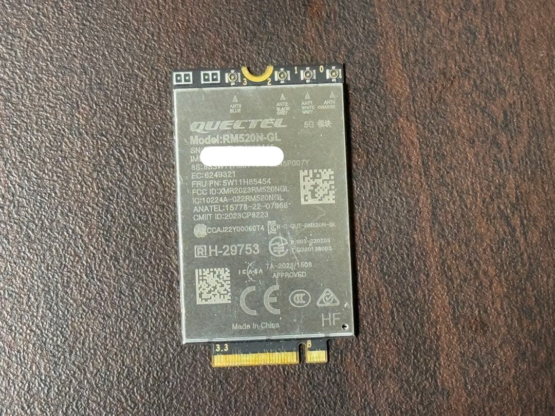 Thinkpad用 RM520N-GL 5Gモデムとアンテナ