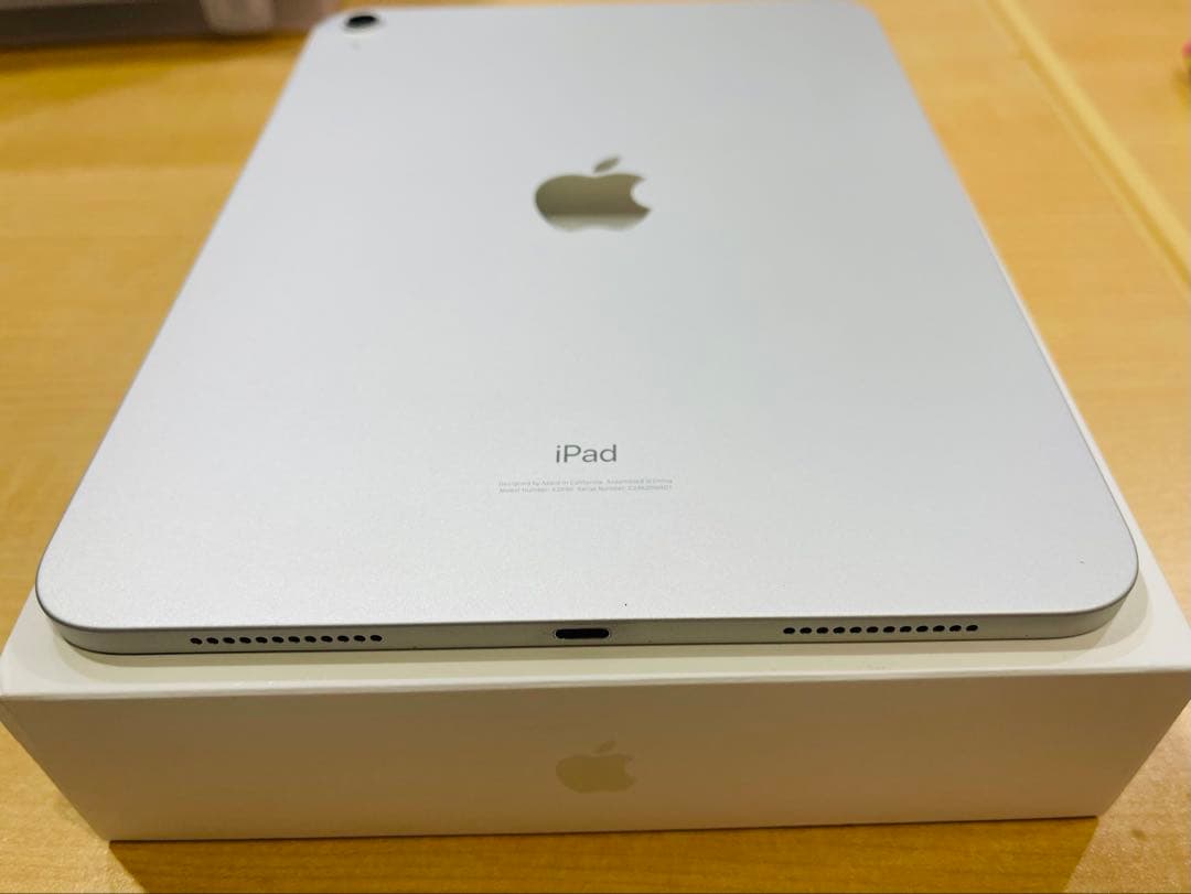 超美品iPad第10世代64GB Wi-Fiモデル10.9 インチ