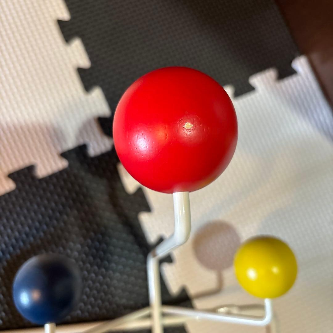 ハーマンミラー イームズ ハングイット オール マルチカラー デザイン