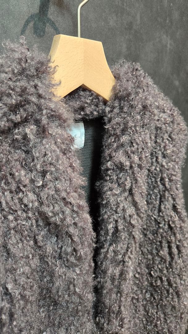 BEIGE PUY / フェイクファーベスト