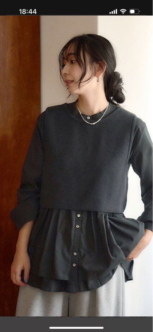 SHIORI×MERI ニットベスト＆フレアーブラウス