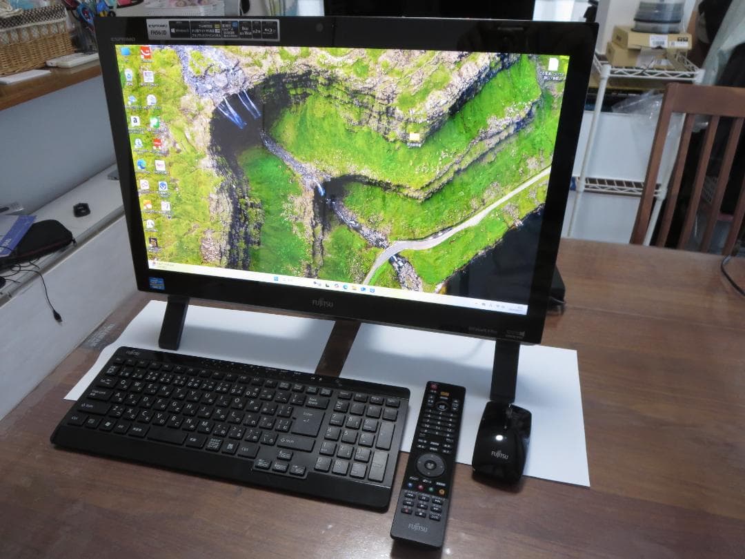 良好 富士通FH56JD 地BS/i7/8GB/2TB/Win11/Office