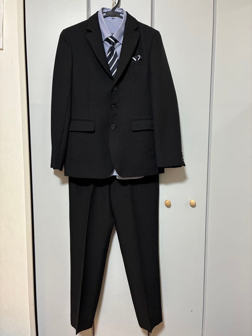 170cm ワンダーファクトリー　フォーマルスーツ　ブラックストライプ　卒業式