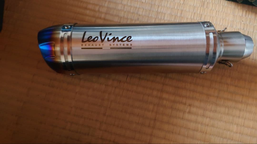 LeoVince ステンレス マフラー ブルーエンド