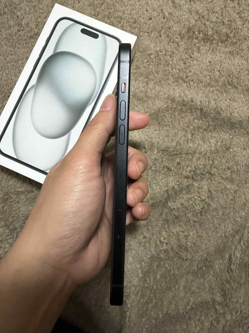 F*i様 Iphone 15 plus 128