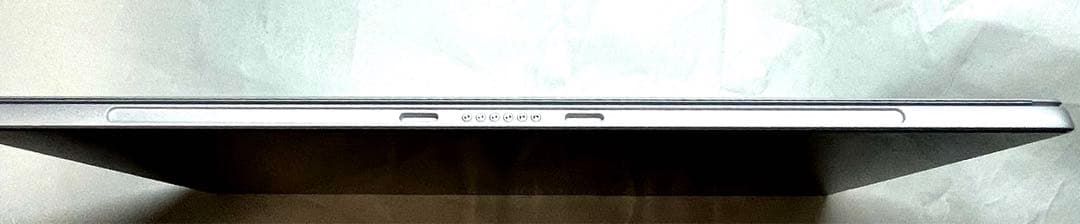 バッテリー持続抜群! サーフェス プロ 7+，タイプカバー付(黒)、SSD2T