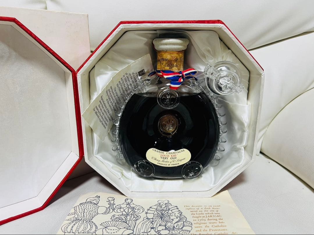 レミーマルタンルイ13世 ベリーオールド　バカラ クリスタル　替栓・箱付　未開封