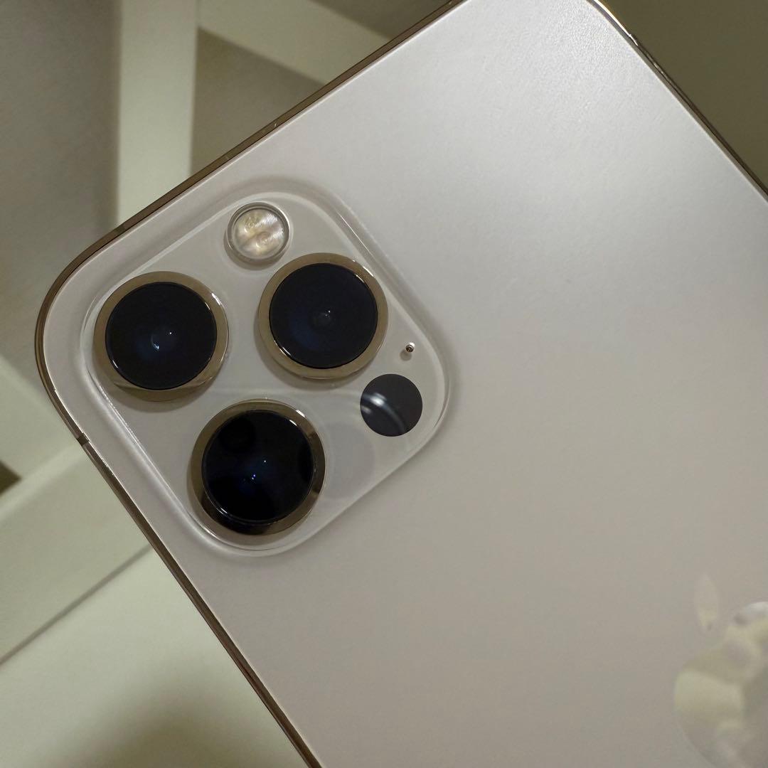 極美品 iPhone12 Pro 512GB ゴールド