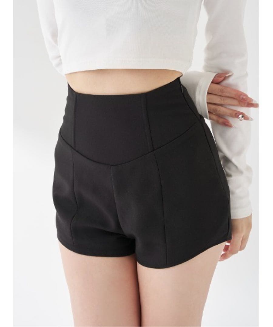 Darich 新品　美シルエットショートパンツ FL