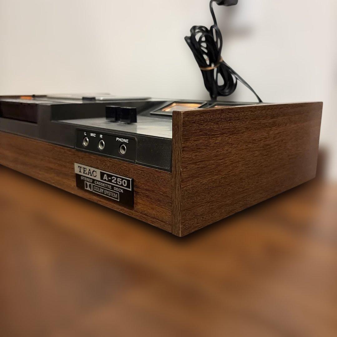 TEAC テアック A-250 ステレオ カセットデッキ レコーダー 稼働品
