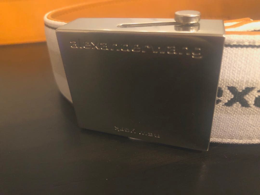ALEXANDER WANG Logo Belt ホワイト/ブラック