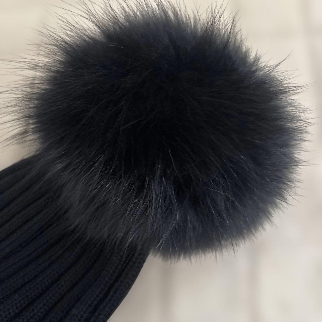 MONCLER ファー付きニット帽 黒