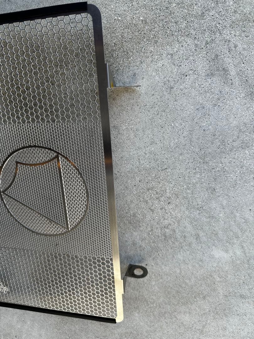 BEET製　ラジエーターカバー　ZRX1200DAEG 最速