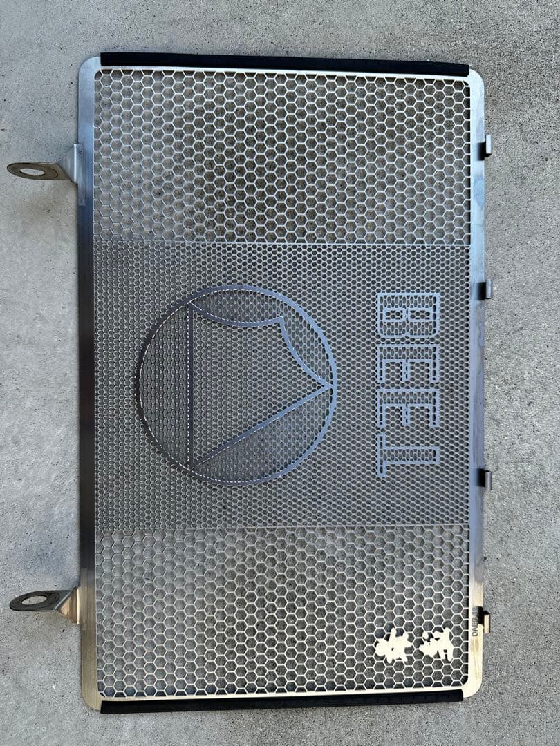 BEET製　ラジエーターカバー　ZRX1200DAEG 最速