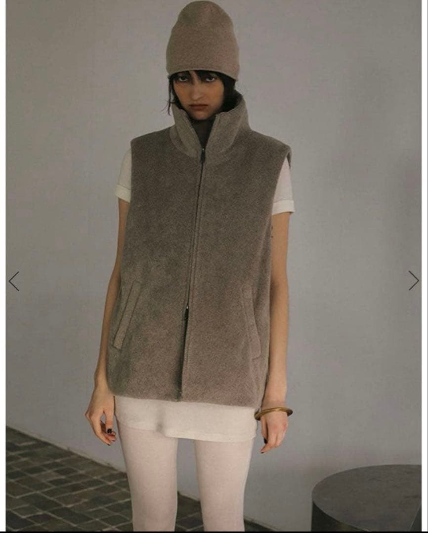 ETRE TOKYOメルトンフリースベスト