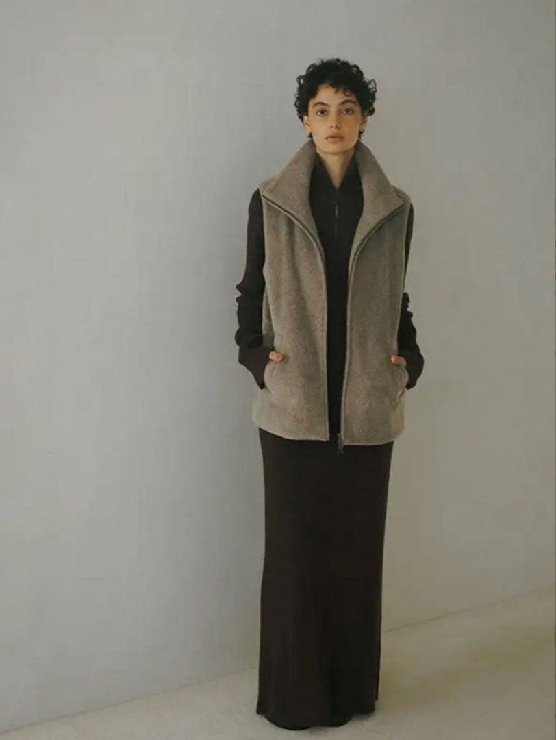 ETRE TOKYOメルトンフリースベスト