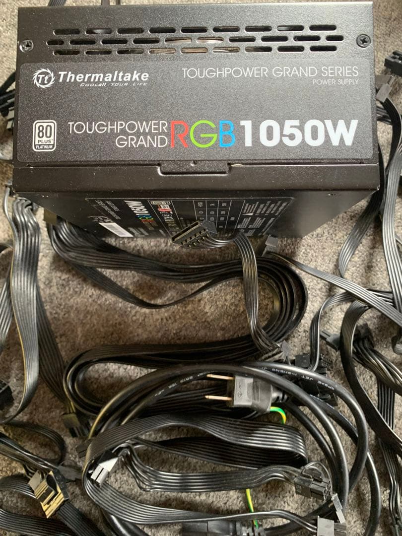 1050W PLATINUM 電源Thermaltake Toughpower