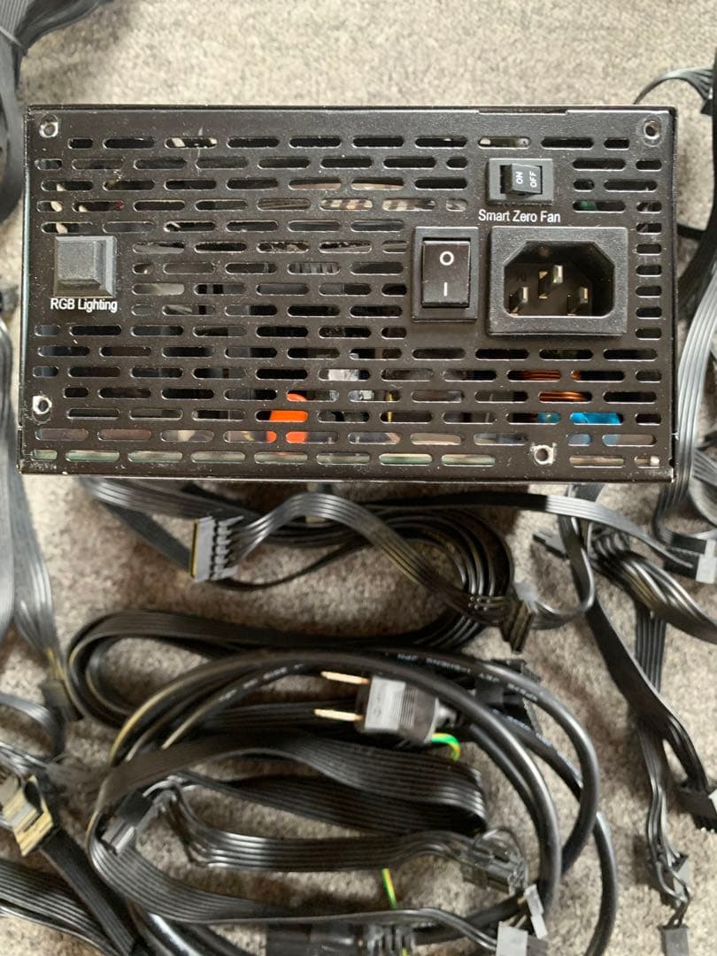 1050W PLATINUM 電源Thermaltake Toughpower