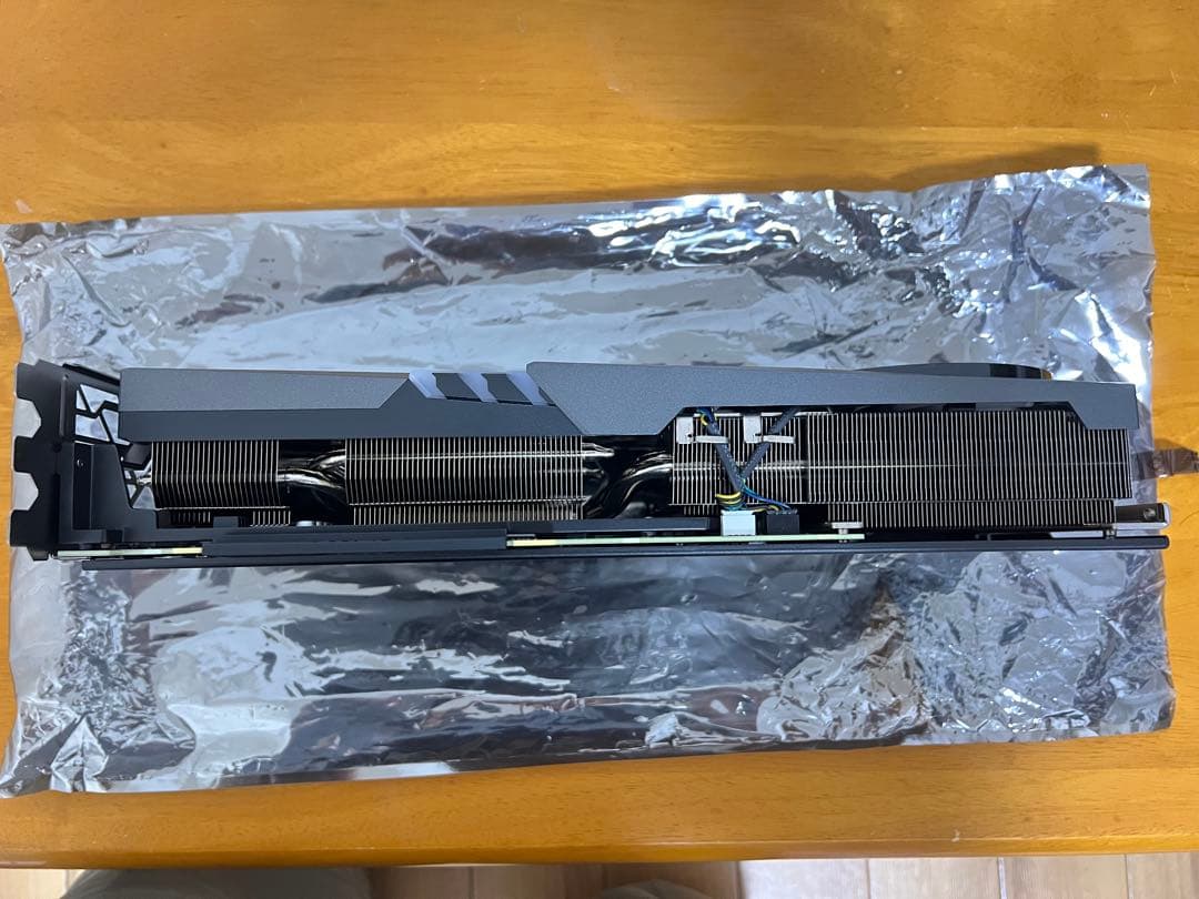 グラフィックボード・グラボ・ビデオカード MSI GeForce RTX 4070 Ti GAMING X TRIO