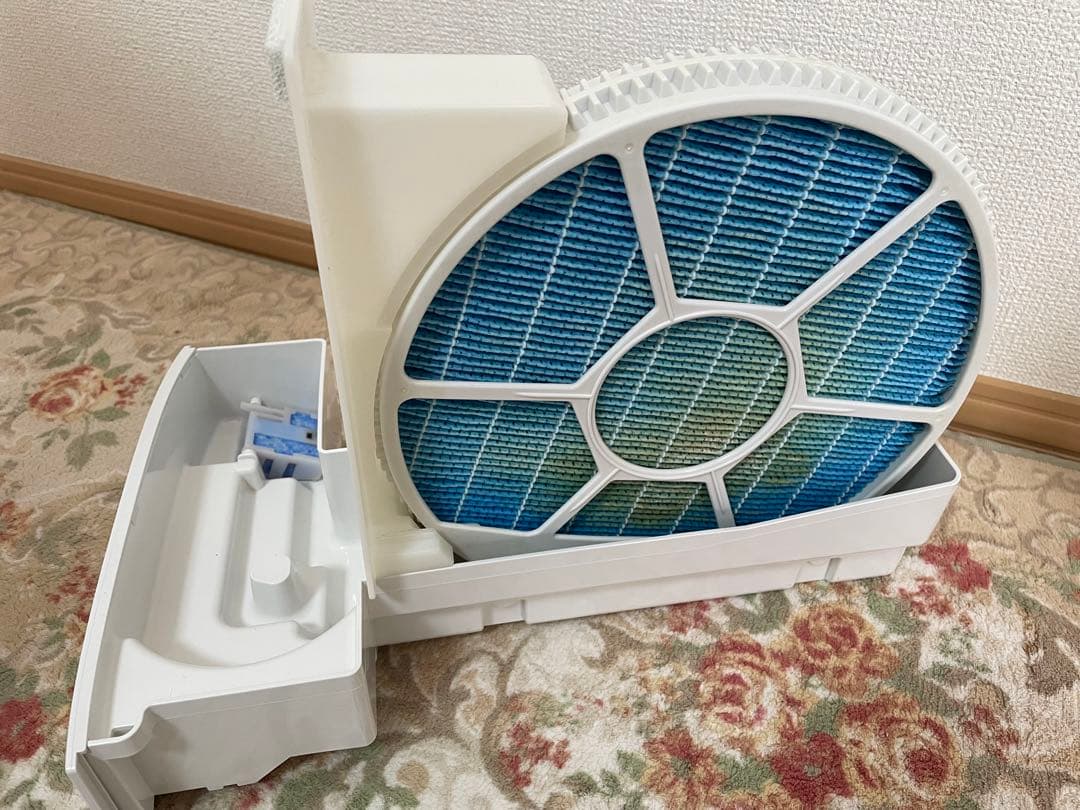 SHARP 空気清浄機 表面に傷あり