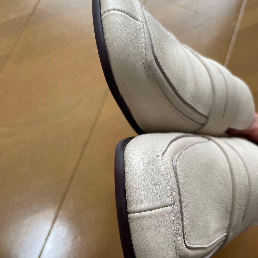 SAYAホワイトレザー ローファー