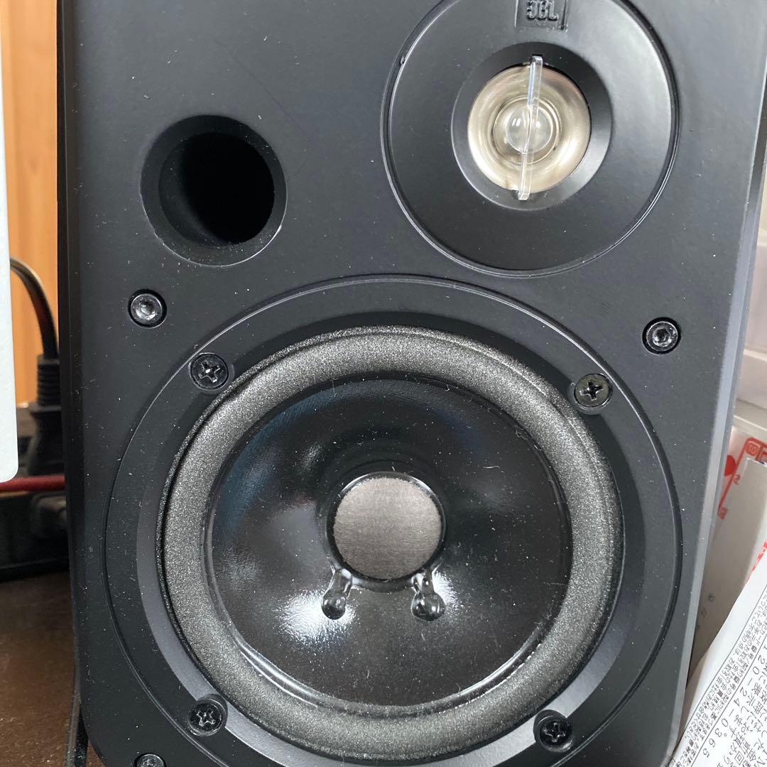 スピーカー・ウーファー JBL Control One