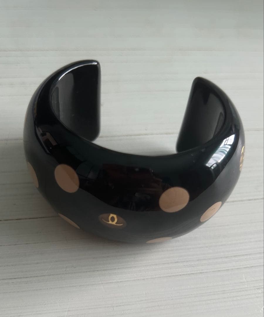 CHANEL シャネル　中古　美品　バングル　ココマーク　水玉
