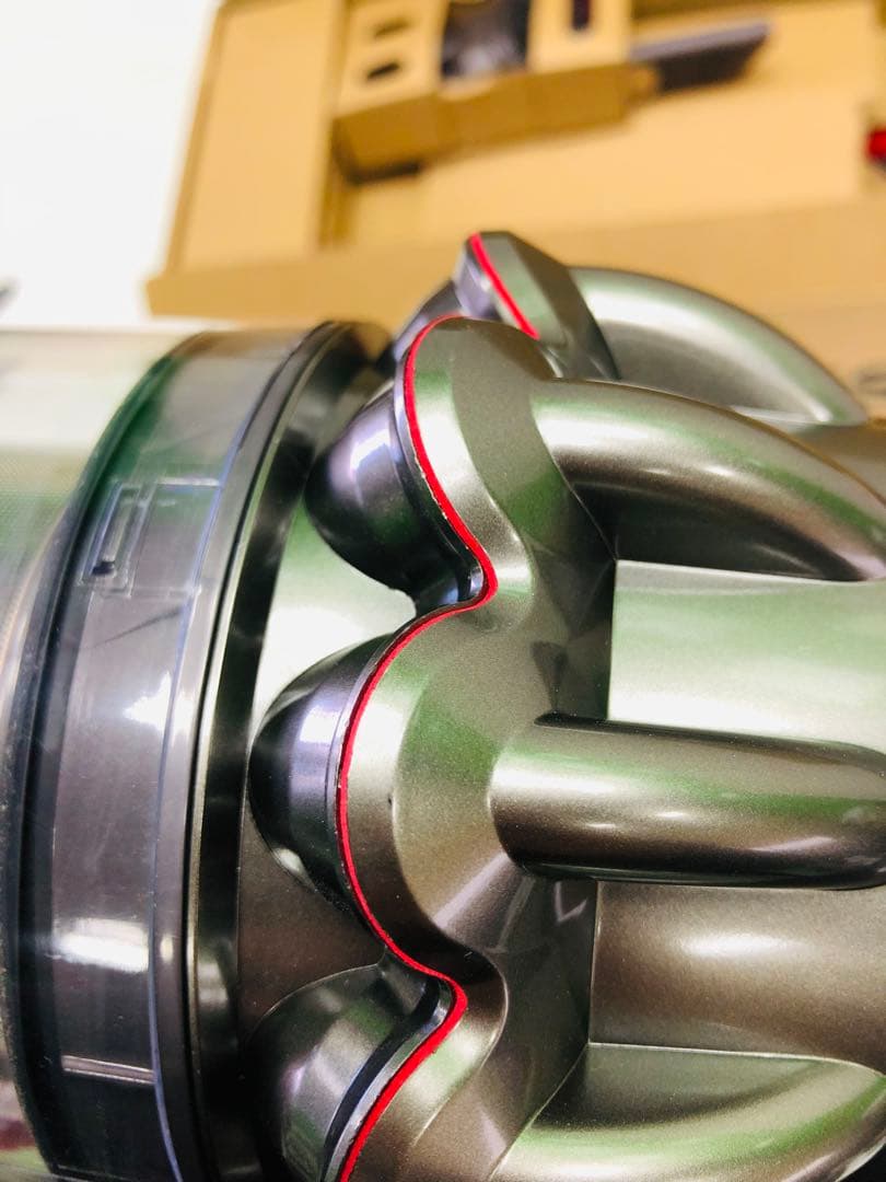 アウトレット品 コードレス掃除機 Dyson ハンディクリーナー SV12