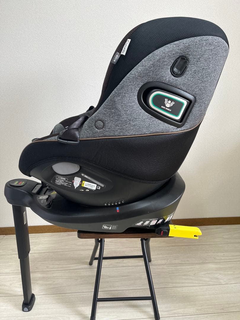 Aprica クルリラプロテクト ISOFIX取付 チャイルドシート