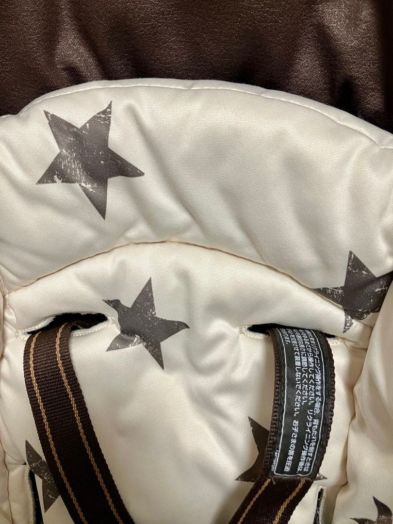 combiコンビ ネムリラ 4キャス オートスウィング ハイローチェア