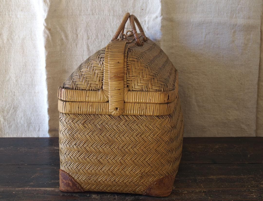 ふた付きバスケット パニエ かご細工 柳 籐 枝編み細工 ヨーロッパ /K404