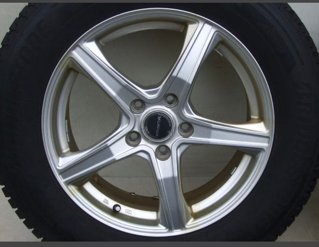 送料込みバリ溝！2022年製ブリジストンスタッドレスとアルミホイール4本