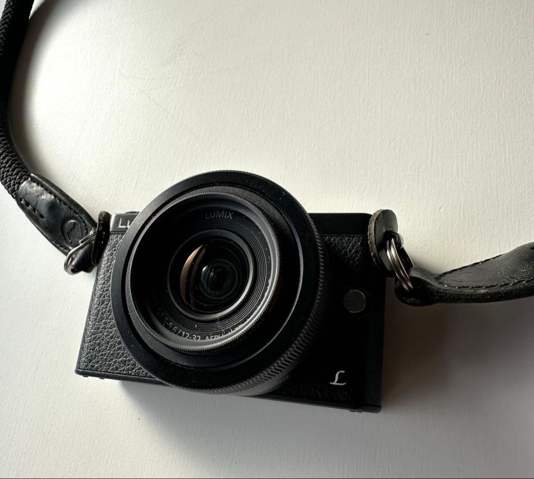 Panasonic Lumix GM1 オールブラック／レンズキット　オマケ付き