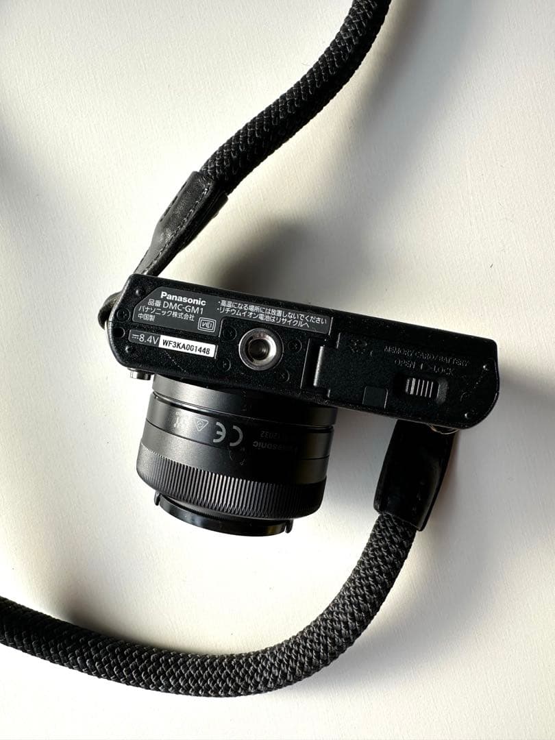 Panasonic Lumix GM1 オールブラック／レンズキット　オマケ付き