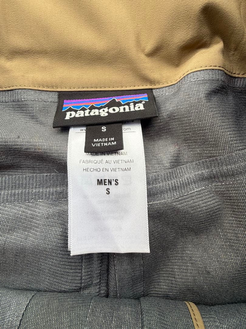 Patagonia untracked pantsスノーボード　スキー ウェア
