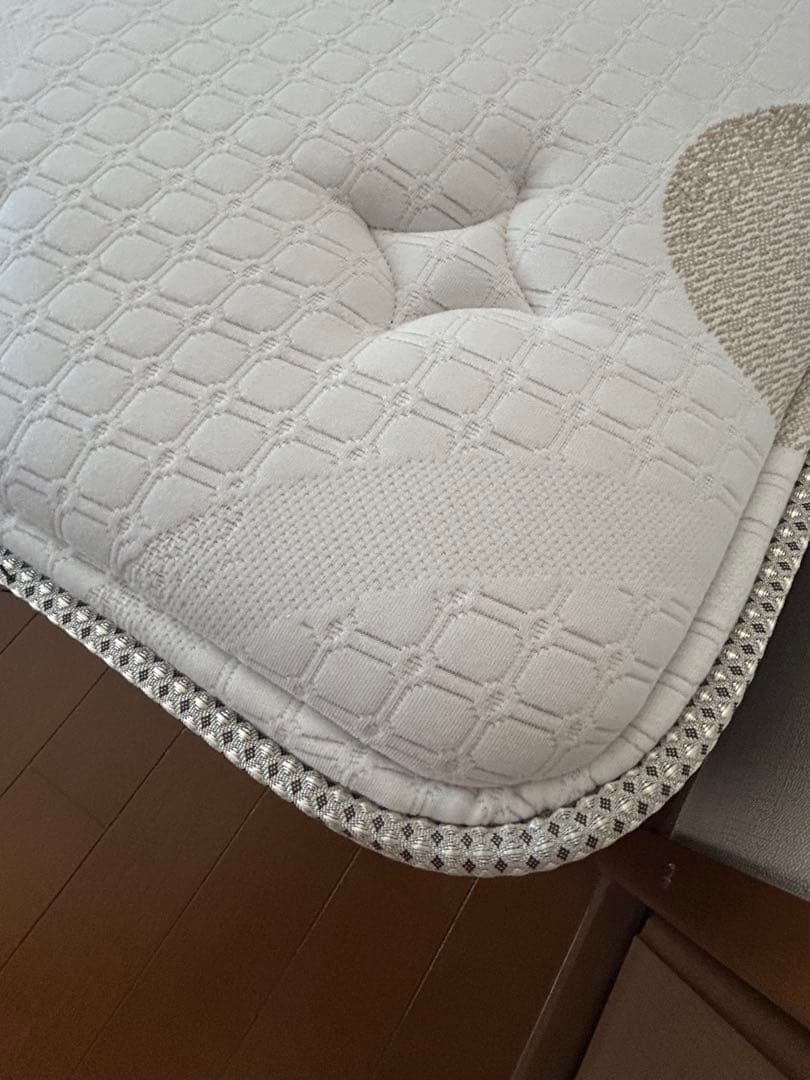 ◆ほぼ新品2025.8納品◆ シモンズBeautyrestシングルマットレス