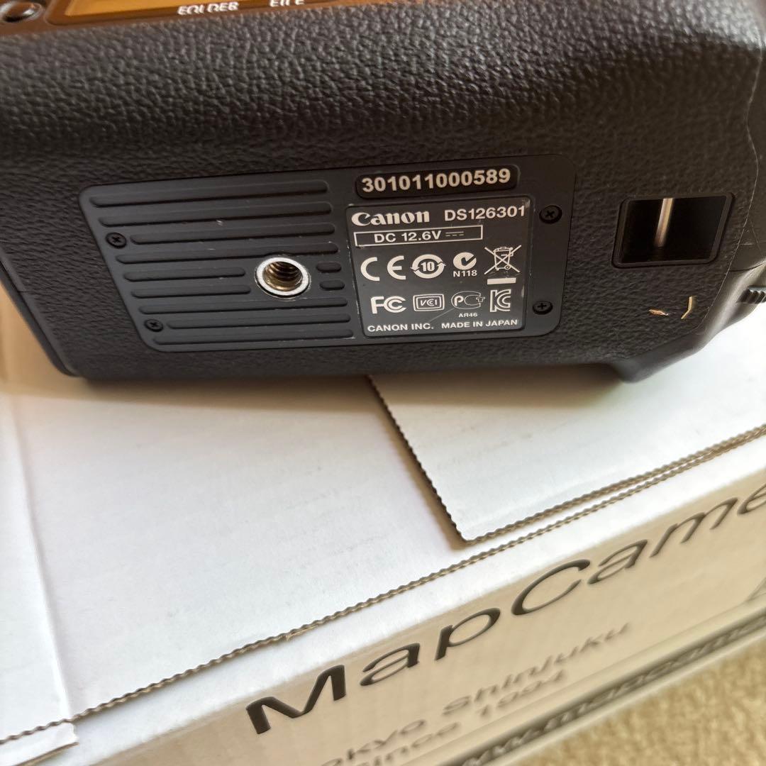 Canon EOS-1D X カメラバッテリー、レンズ、CF.取説、充電器付き