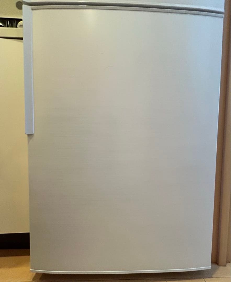 SHARP製ノンフロン冷蔵庫 SJ-PD28J-W（2023年製）